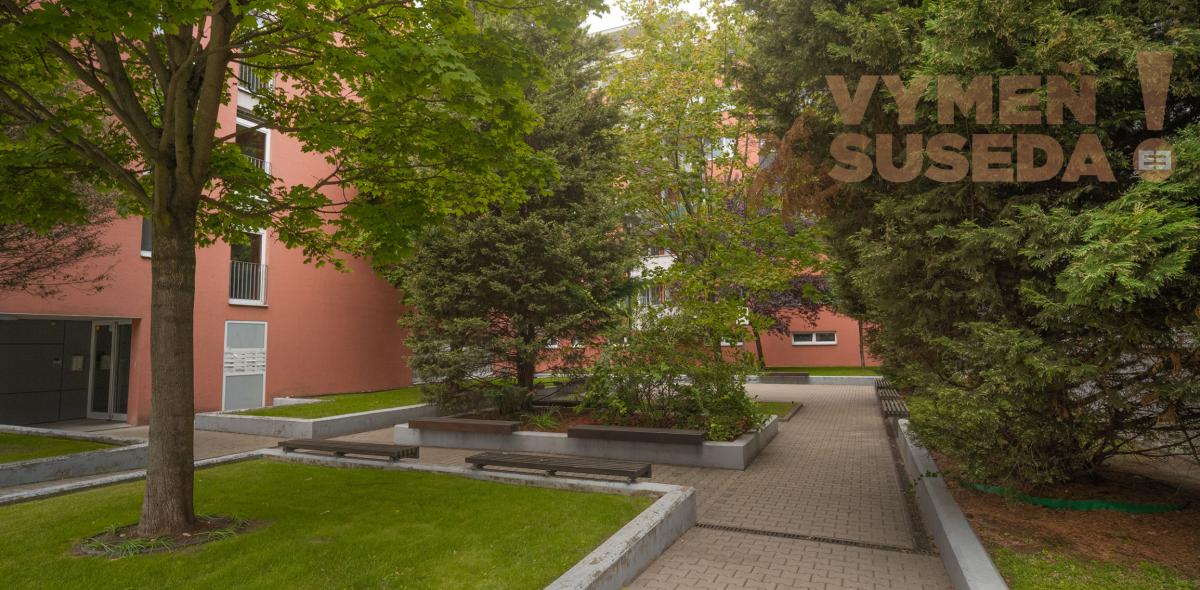 VYMEŇ SUSEDA! - Priestranný 2 izb. byt s balkónom pivnicou a parkovaním novostavba, ul. Na Križovatkách, TRNÁVKA - BA II.