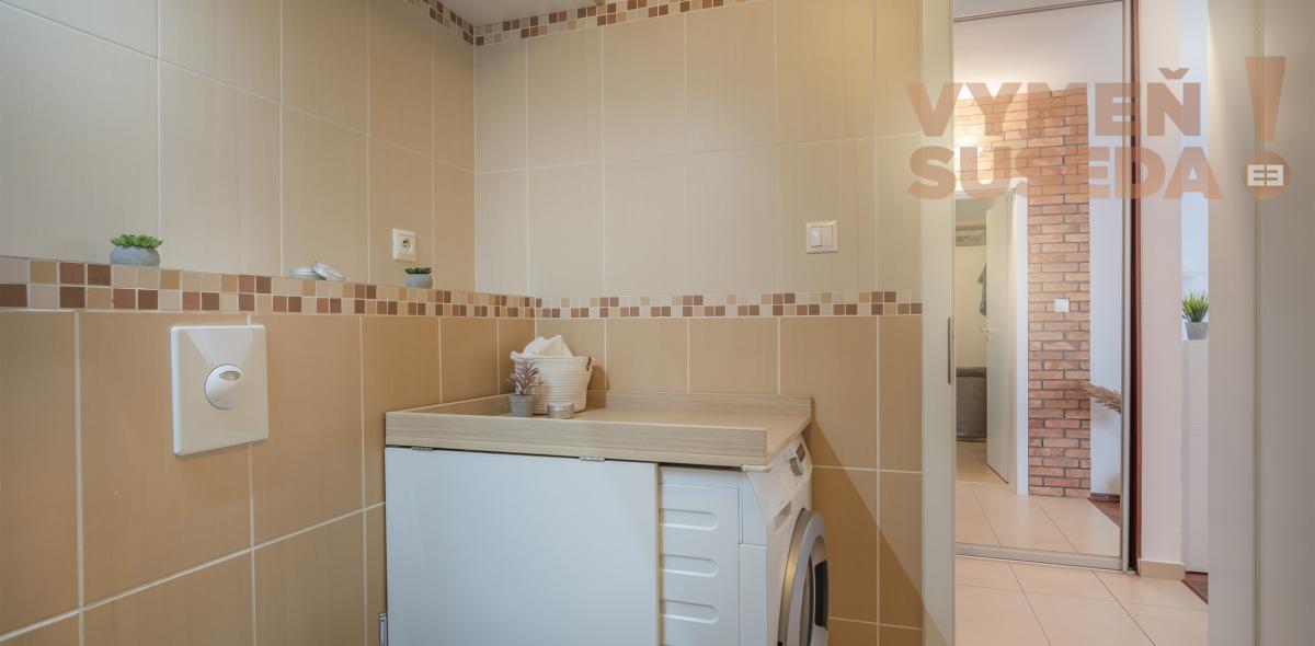 VYMEŇ SUSEDA! - Priestranný 2 izb. byt s balkónom pivnicou a parkovaním novostavba, ul. Na Križovatkách, TRNÁVKA - BA II.