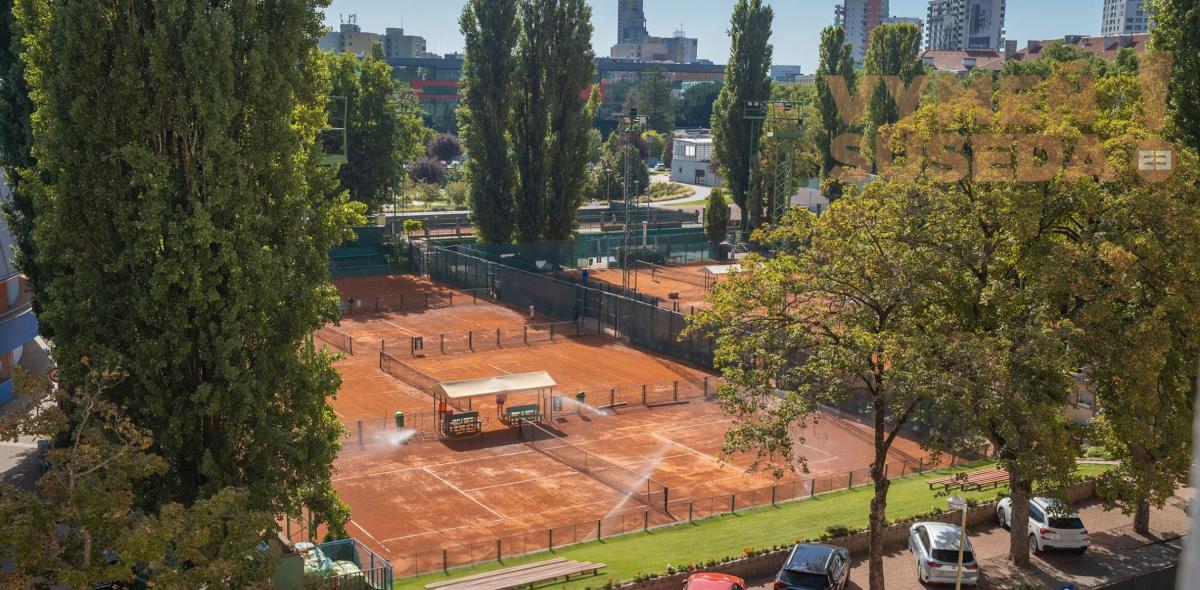 VYMEŇ SUSEDA! - Výnimočný 1 izb. TEHLOVÝ byt, 38.87 m2, Vysoké stropy, orientovaný do tichého dvora, Vajnorská ul., BA III – Nové Mesto.