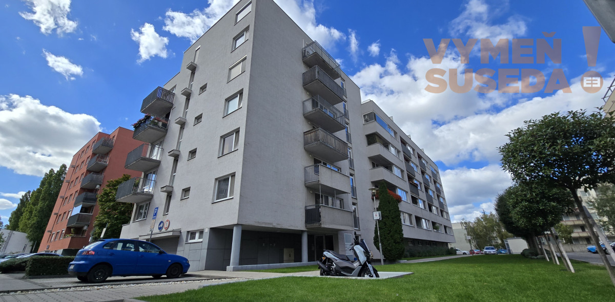 REZERVOVANÉ! - VYMEŇ SUSEDA! - Priestranný 2 izb. byt s balkónom pivnicou a parkovaním novostavba, ul. Na Križovatkách, TRNÁVKA - BA II.