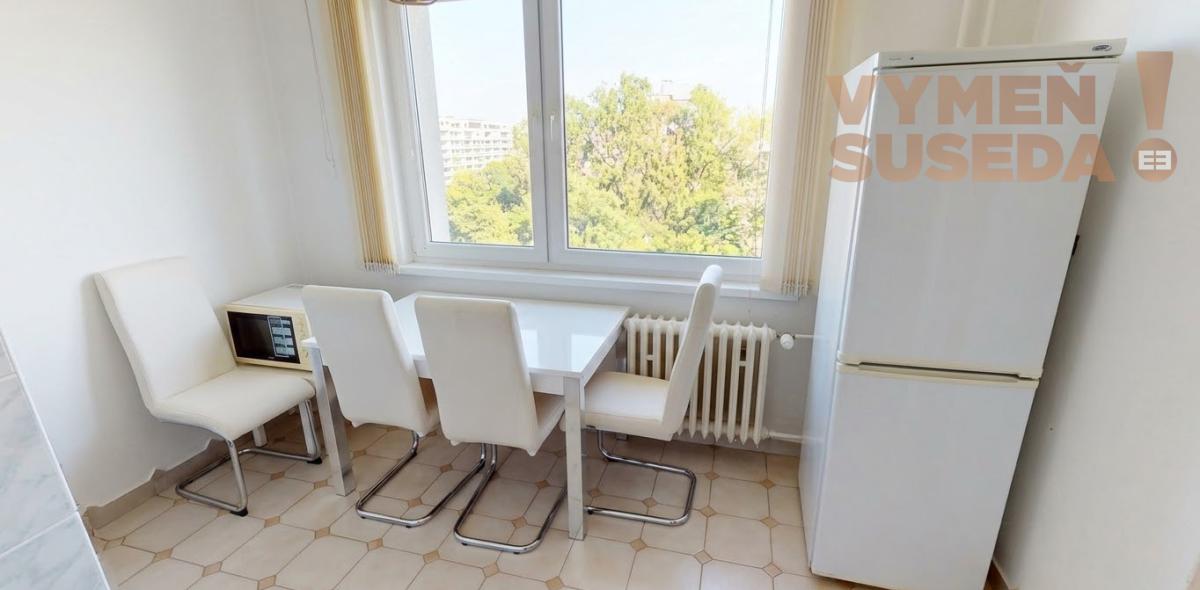 VYMEŇ SUSEDA! – VÝNIMOČNÝ 3-IZBOVÝ BYT S BALKÓNOM, MOŽNOSŤ ÚPRAVY NA 4-IZBOVÝ, ŠTEFUNKOVA ULICA, BRATISLAVA II – RUŽINOV