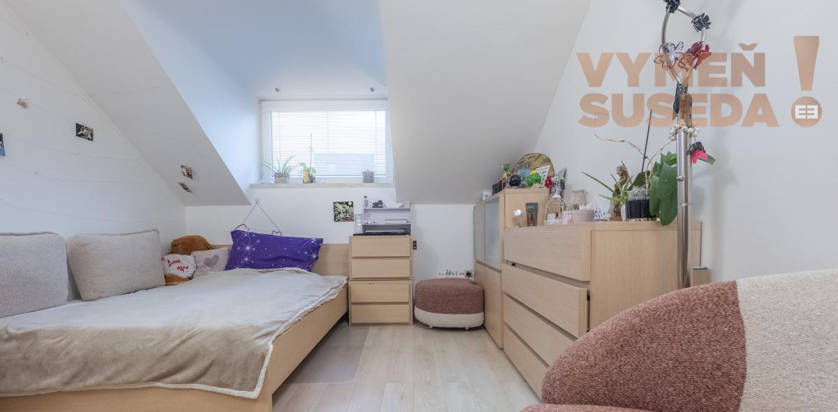 VYMEŇ SUSEDA – KRÁSNY 7 IZB. BYT 380 m2 SO ZÁHRADOU A VLASTNOU GARÁŽOU, DUNAJSKÁ STREDA - CENTRUM
