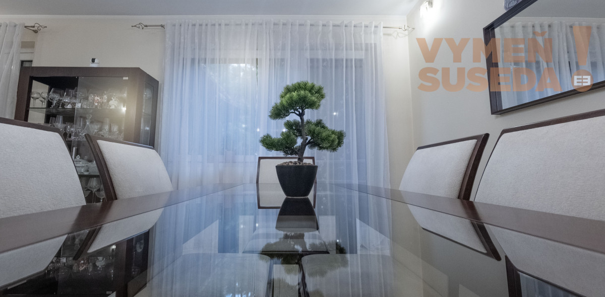 VYMEŇ SUSEDA – PRIESTOR PRE KANCELÁRIU ALEBO FIRMU 380 m2 SO ZÁHRADOU A GARÁŽOU, DUNAJSKÁ STREDA - CENTRUM.