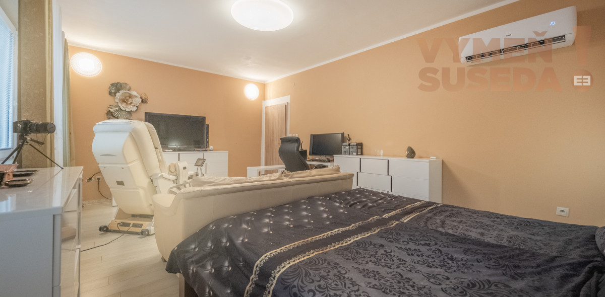 VYMEŇ SUSEDA – PRIESTOR PRE KANCELÁRIU ALEBO FIRMU 380 m2 SO ZÁHRADOU A GARÁŽOU, DUNAJSKÁ STREDA - CENTRUM.