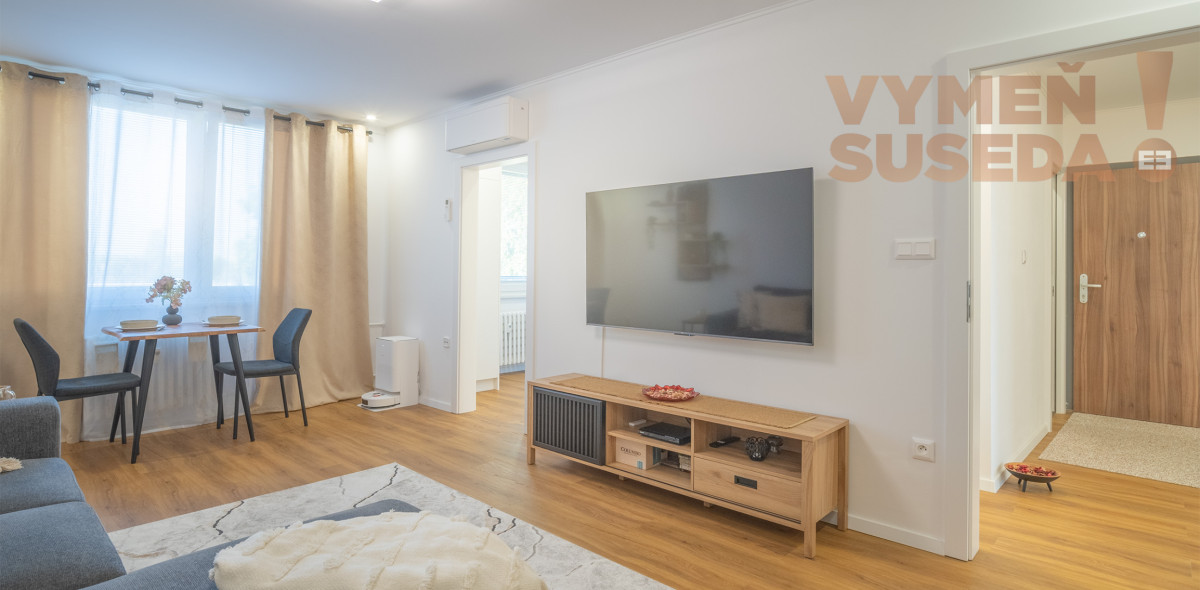 VYMEŇ SUSEDA! – KOMPLETNE ZREKONŠTRUOVANÝ A ZARIADENÝ 3 IZB. BYT S LOGGIOU, BRATISLAVSKÁ ULICA, PIEŠŤANY