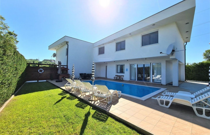 ESTATE INVEST - Krásna vila s bazénom, Chorvátsko Rovinj