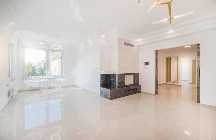 ESTATE INVEST – VÝNIMOČNÝ 5 IZB. BYT 325.00 m2 S WELLNESSOM, ZÁHRADOU, TERASOU A PARKINGOM. BA I/STARÉ MESTO.
