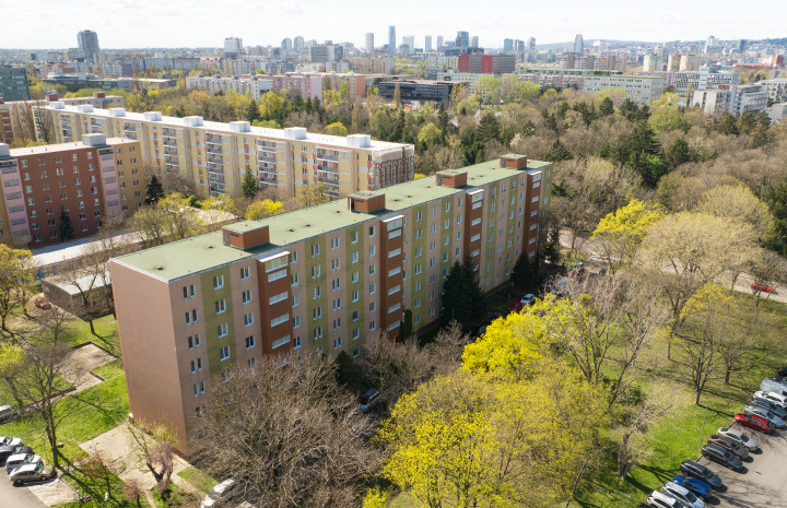 VYMEŇ SUSEDA!- Hľadáme pre klienta 3i alebo 4i byt v lokalite BA II.- Ružinov