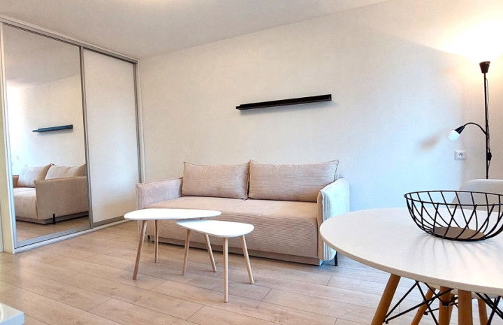 PRENAJATÉ! - VÝNIMOČNÝ 1 IZB. KOMPLETNE ZREKONŠTRUOVANÝ, ZARIADENÝ BYT, SILVÁNSKA, KARLOVA VES.