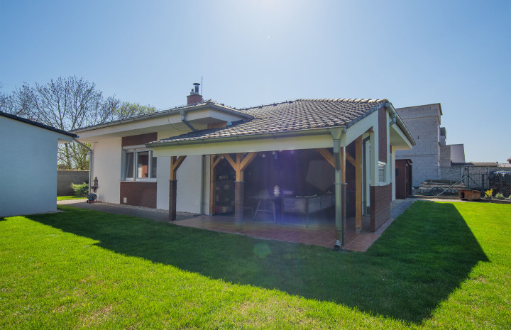 VYMEŇ SUSEDA! - VÝNIMOČNÝ 4 IZB. RD - NOVOSTAVBA, BLATNÉ, SENEC, SLEPÁ ULICA – PAŽIŤ.