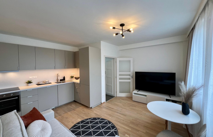 VYMEŇ SUSEDA! - 2. IZB. BYTU V ÚPLNOM CENTRE BRATISLAVY VETERNÁ ULICA.