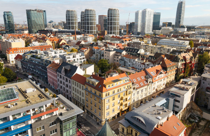 ESTATE INVEST! - VÝNIMOČNÝ KOMERČNÝ PRIESTOR v srdci Starého Mesta – roh Dunajskej a Klemensovej ulice, BA I – Staré mesto.