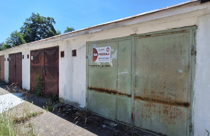 VYMEŇ SUSEDA! PONUKAME NA PREDAJ SAMOSTATNÚ GARÁŽ 22.75m2, STUPAVA