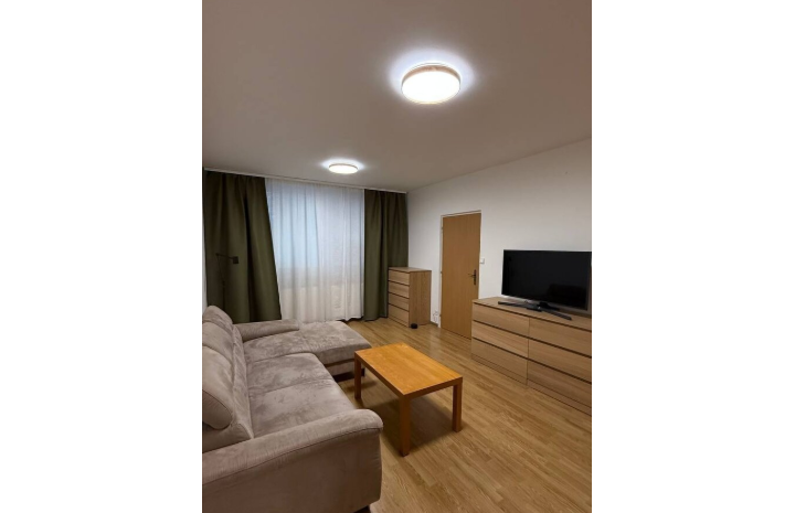 VYMEŇ SUSEDA! - NA PRENÁJOM – PRIESTRANNÝ  2-IZBOVÝ BYT, REZEDOVÁ ULICA