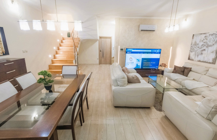 VYMEŇ SUSEDA – KRÁSNY 7 IZB. BYT 380 m2 SO ZÁHRADOU A VLASTNOU GARÁŽOU, DUNAJSKÁ STREDA - CENTRUM