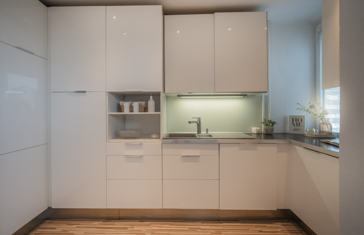 VYMEŇ SUSEDA! - VÝNIMOČNÝ 3 IZB. KOMPLETNE ZREKONŠTRUOVANÝ BYT s BALKÓNOM, VYHĽADÁVANÁ LOKALITA RUŽINOV, HABURSKÁ UL., BA II.