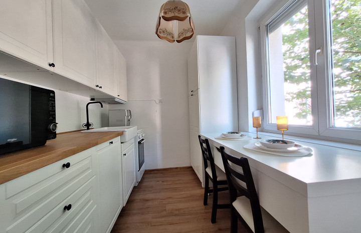 VYMEŇ SUSEDA! - VÝNIMOČNÝ TEHLOVÝ 3 IZB. BYT v Ružinove,  Družicová ulica.